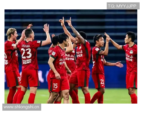 中超焦点战前瞻:两队阵容解析与球员状态深度分析 中超焦点战前瞻:两队阵容解析与球员状态深度分析